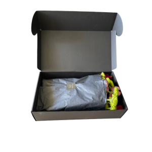 Box with flowers " Roses "