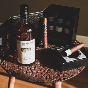 Комплект “ Cigar Aficionado”ROCKS